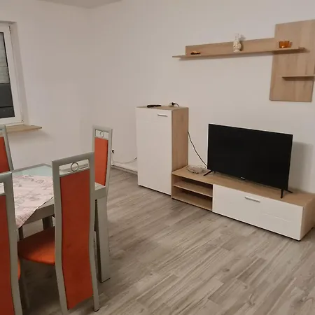 Admira Dgl, Monteurwohnung *