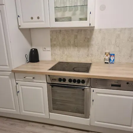 Admira Dgl, Monteurwohnung شقة